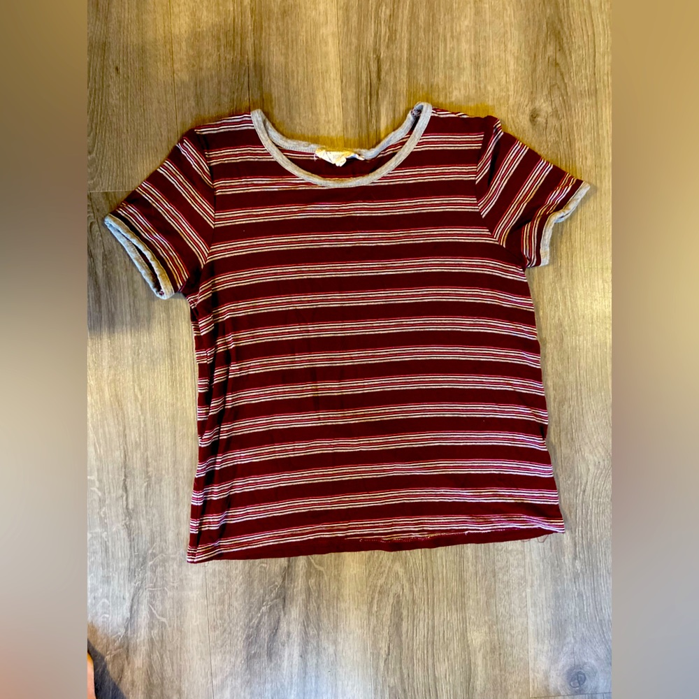 pink republic maroon and grey stripped t-shirt size small